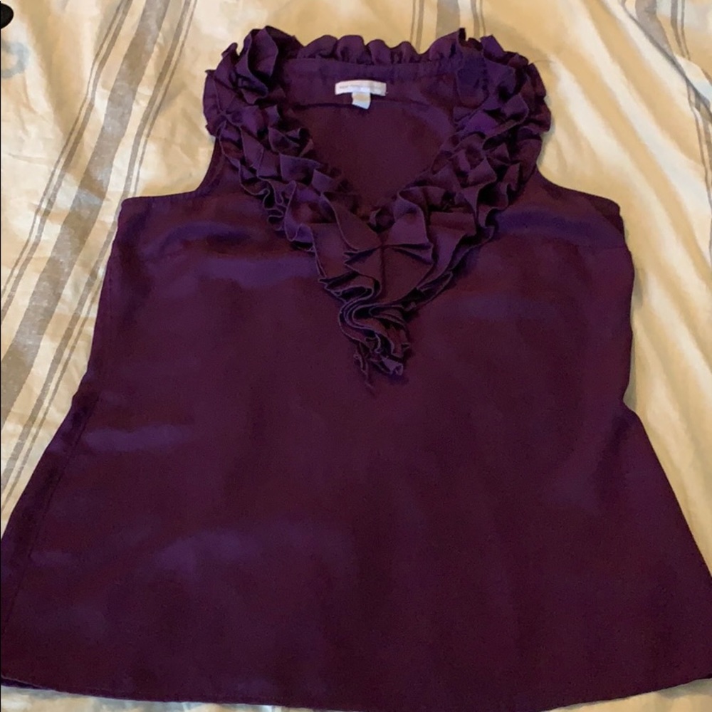 Suiting tank with purple ruffle neck